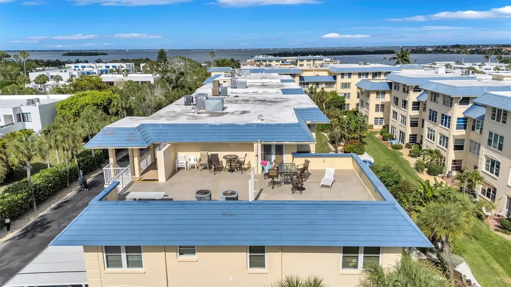 3806 Gulf Of Mexico Drive Longboat Key FL 34228
