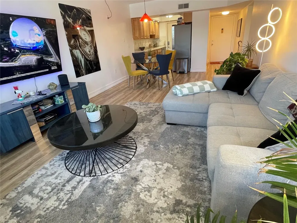 3806 Gulf Of Mexico Drive Longboat Key FL 34228