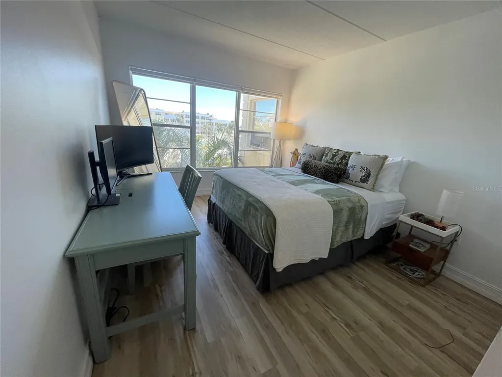 3806 Gulf Of Mexico Drive Longboat Key FL 34228