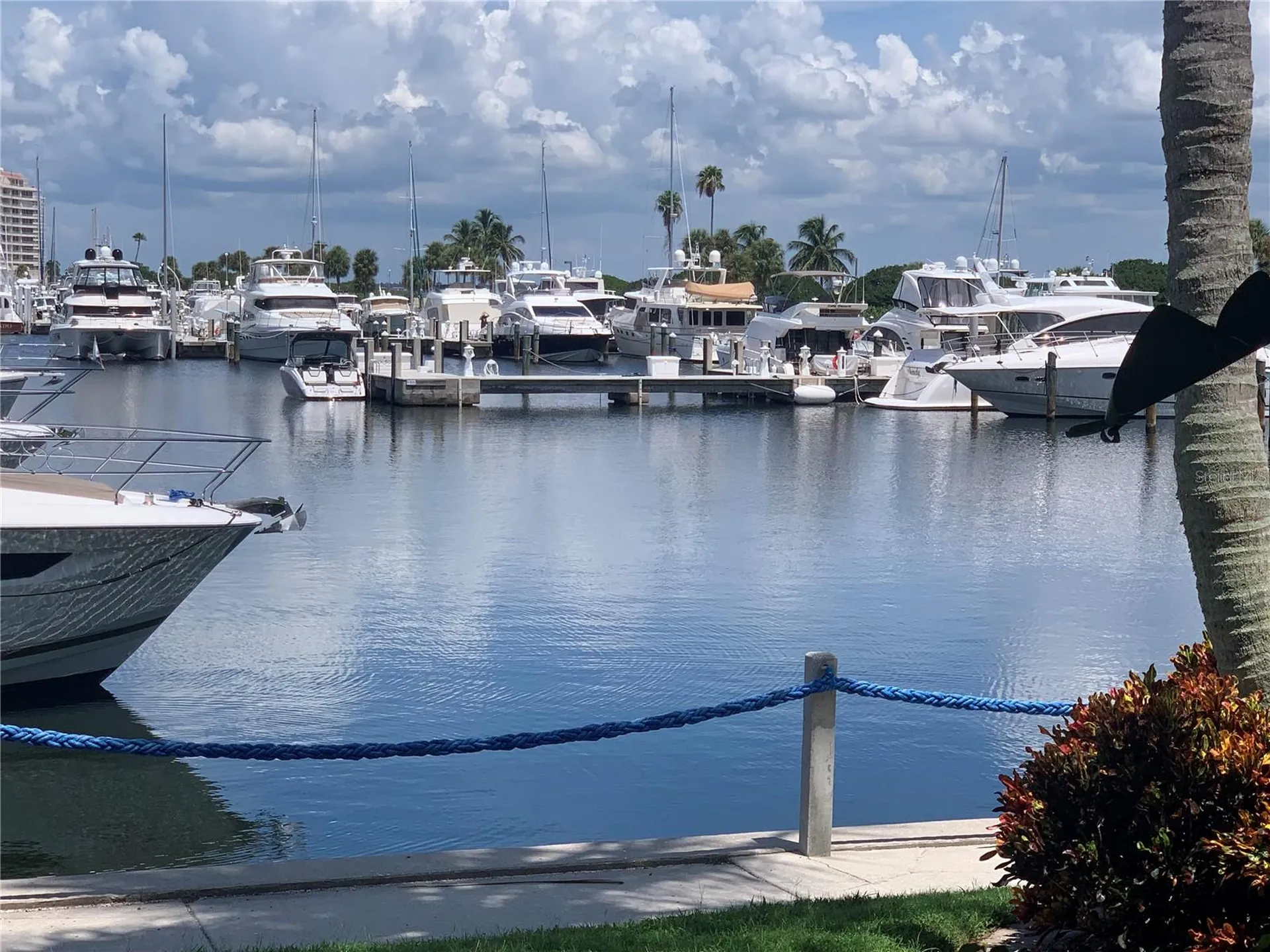 3806 Gulf Of Mexico Drive Longboat Key FL 34228