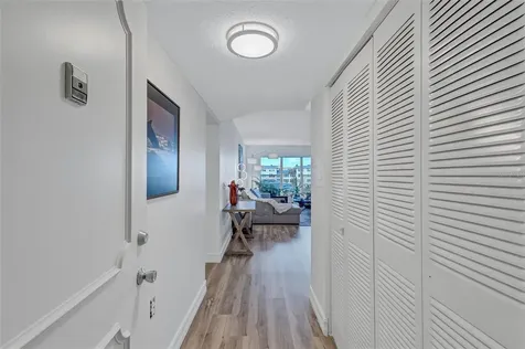 3806 Gulf Of Mexico Drive Longboat Key FL 34228