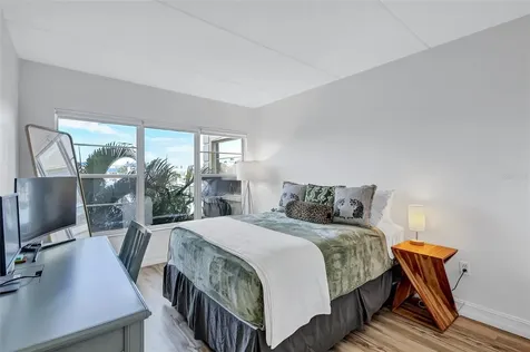 3806 Gulf Of Mexico Drive Longboat Key FL 34228