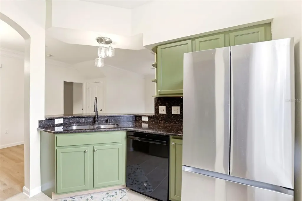 6010 Newport Lane Orlando FL 32821