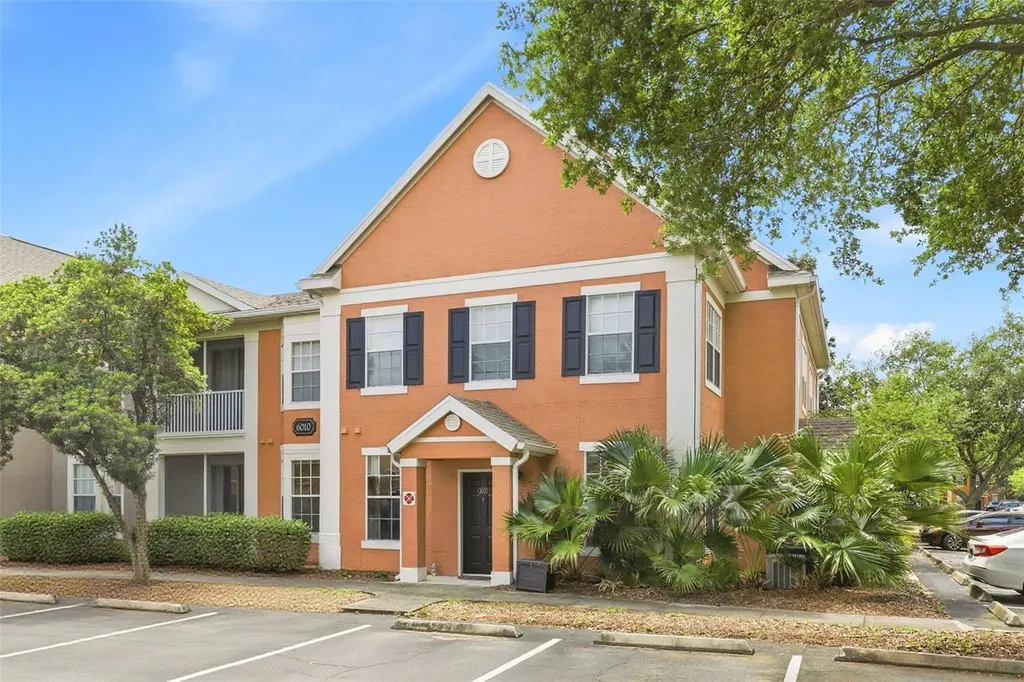 6010 Newport Lane Orlando FL 32821