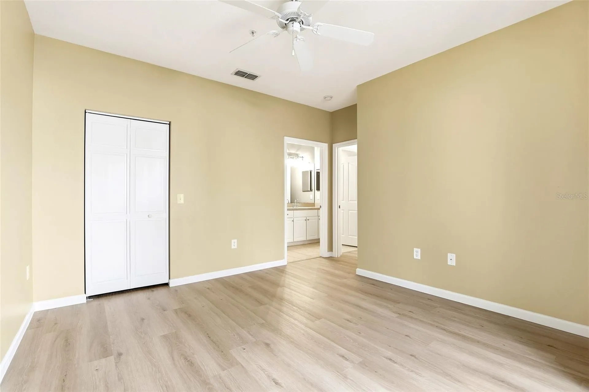 6010 Newport Lane Orlando FL 32821