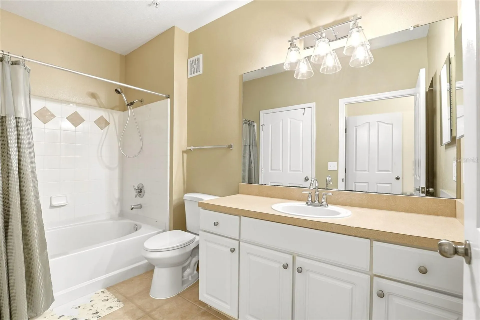 6010 Newport Lane Orlando FL 32821