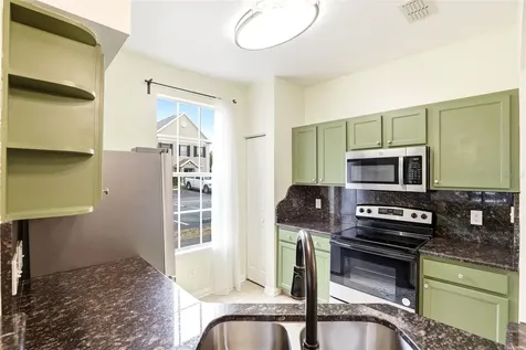 6010 Newport Lane Orlando FL 32821