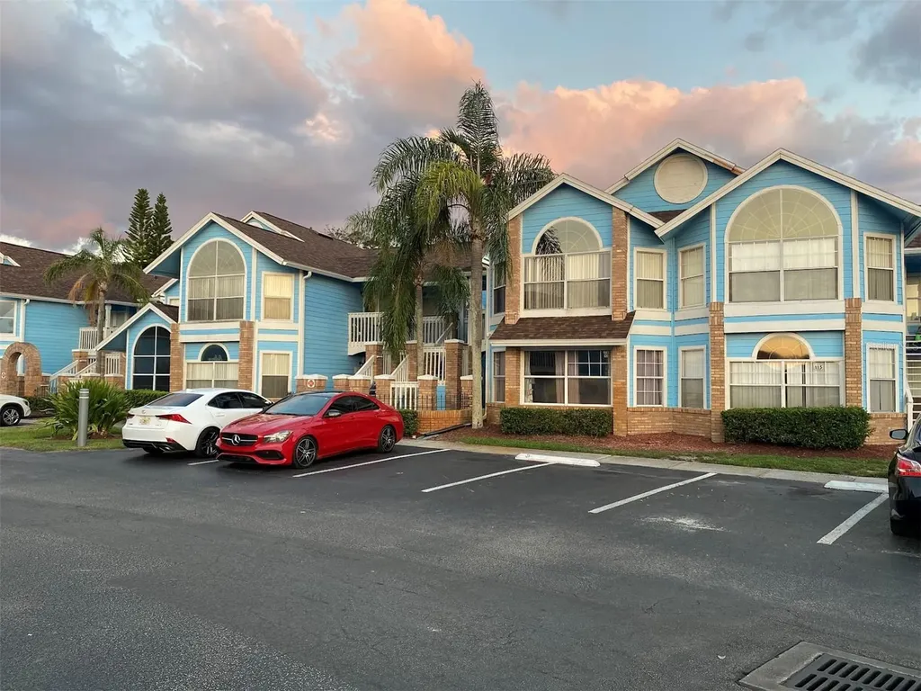 2745 N Poinciana Boulevard Kissimmee FL 34746