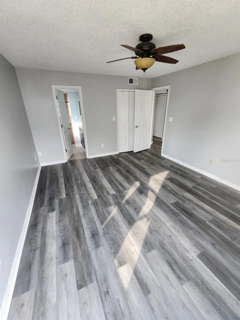 2745 N Poinciana Boulevard Kissimmee FL 34746