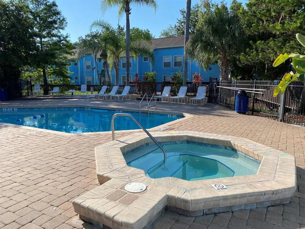 2745 N Poinciana Boulevard Kissimmee FL 34746