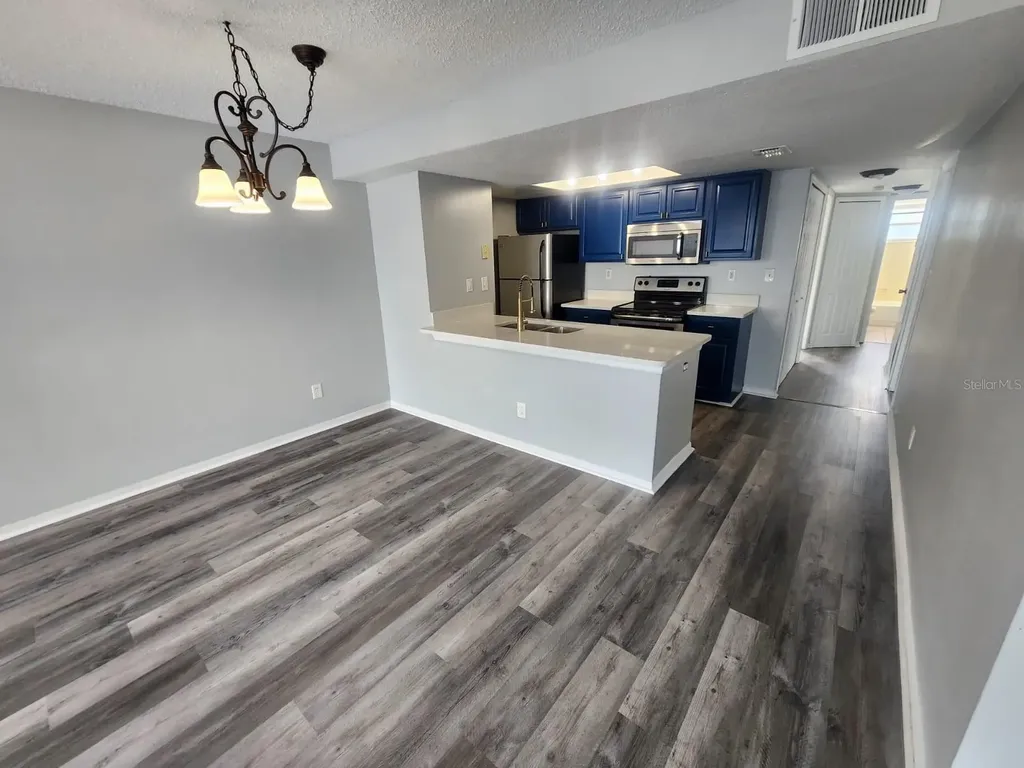 2745 N Poinciana Boulevard Kissimmee FL 34746