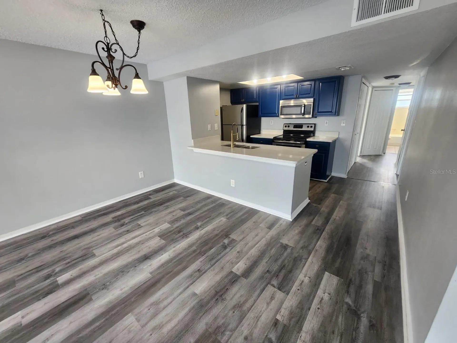 2745 N Poinciana Boulevard Kissimmee FL 34746