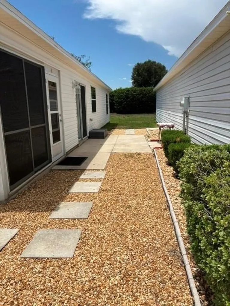 1639 S Allendale Place The Villages FL 32162