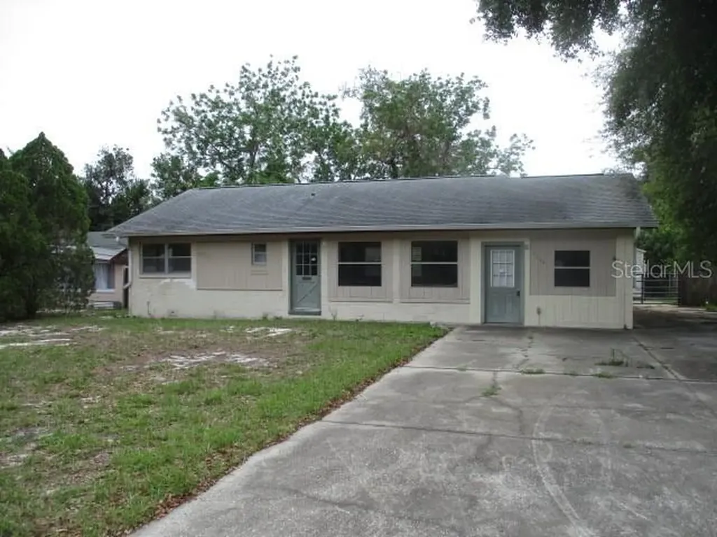 1335 Elray Boulevard Mount Dora FL 32757