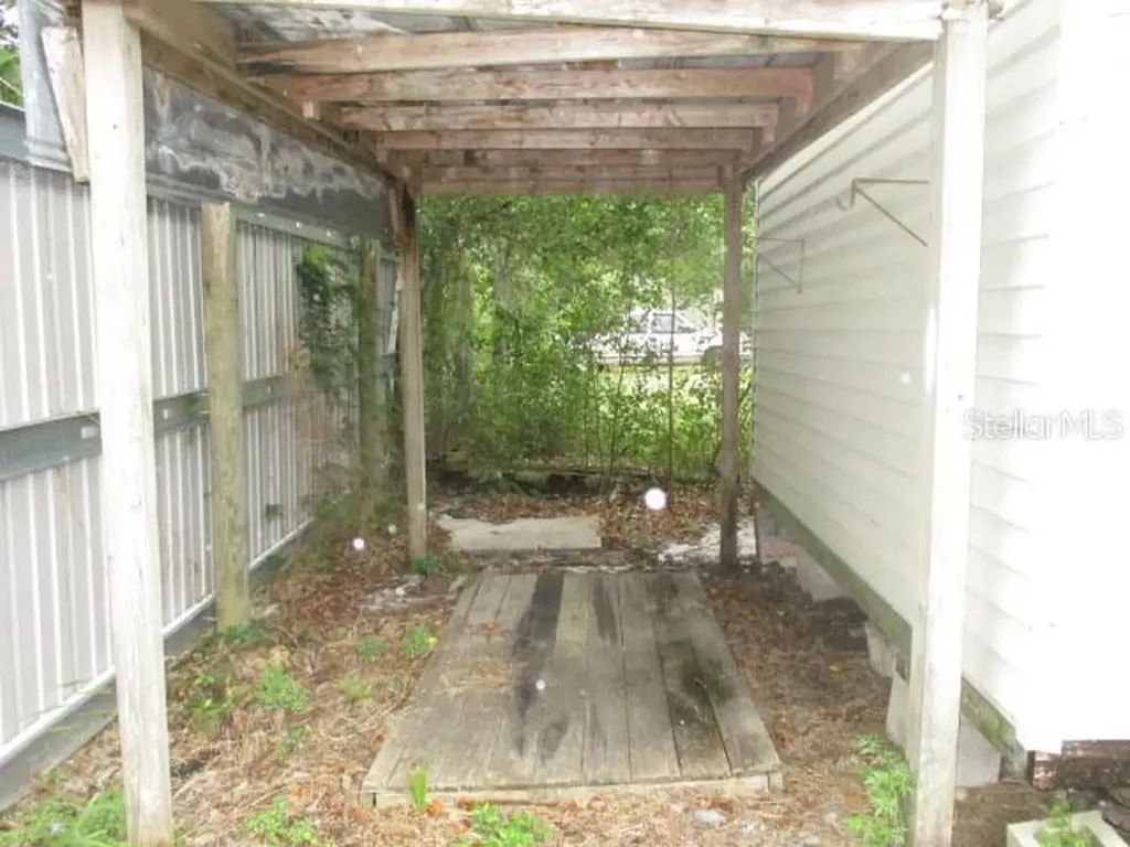 1335 Elray Boulevard Mount Dora FL 32757