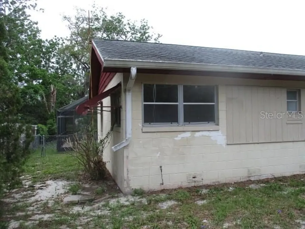 1335 Elray Boulevard Mount Dora FL 32757