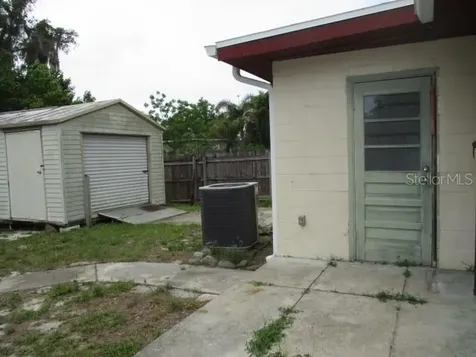 1335 Elray Boulevard Mount Dora FL 32757