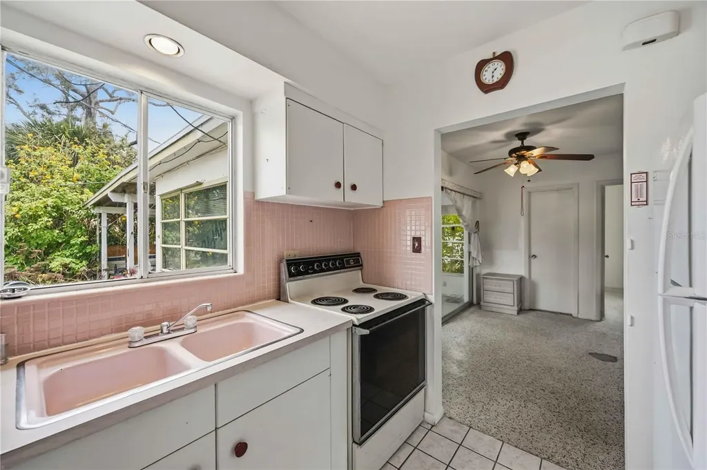 309 Base Avenue E Venice FL 34285