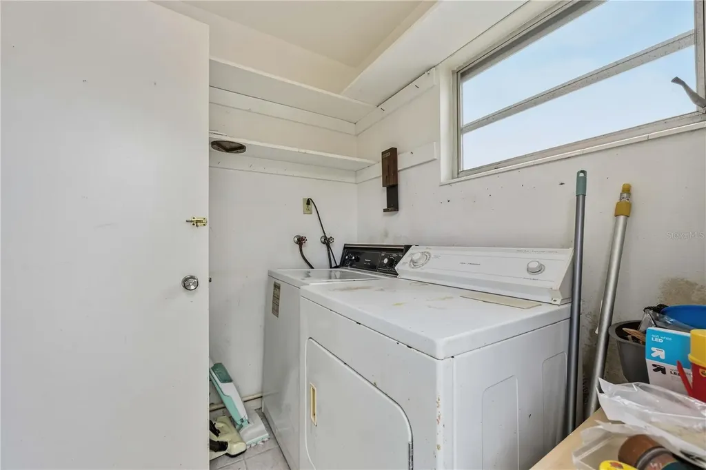 309 Base Avenue E Venice FL 34285