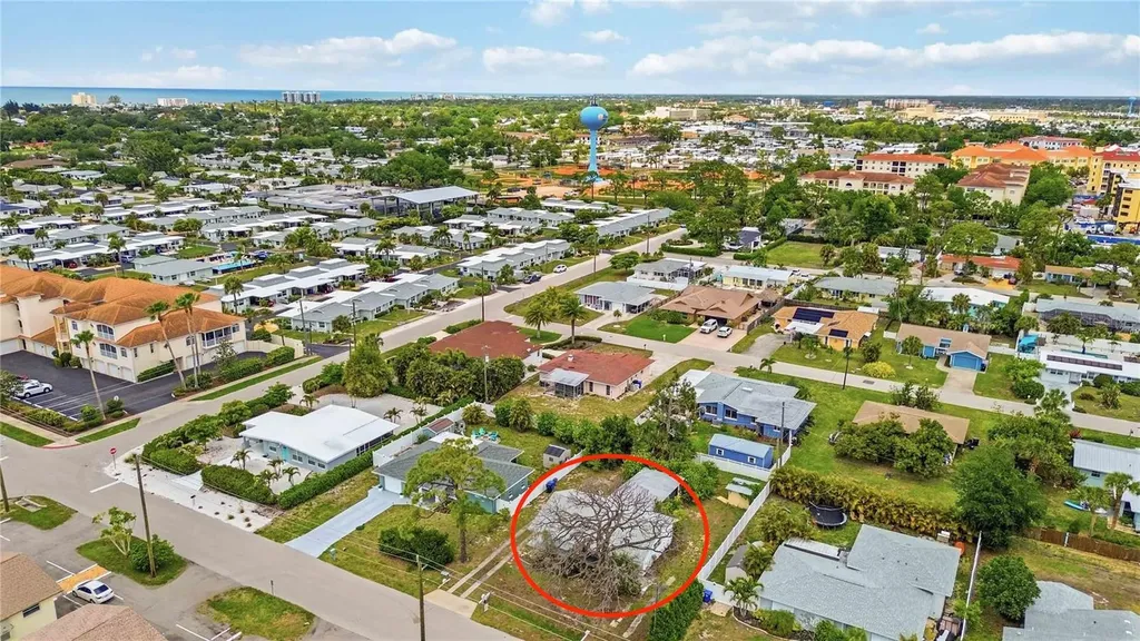 309 Base Avenue E Venice FL 34285