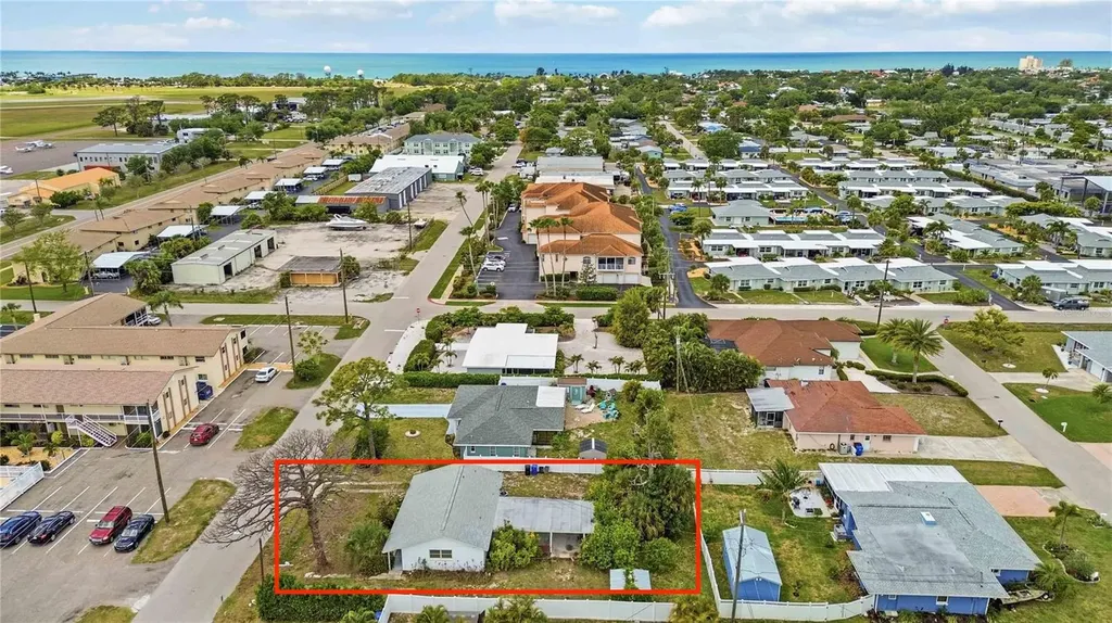 309 Base Avenue E Venice FL 34285