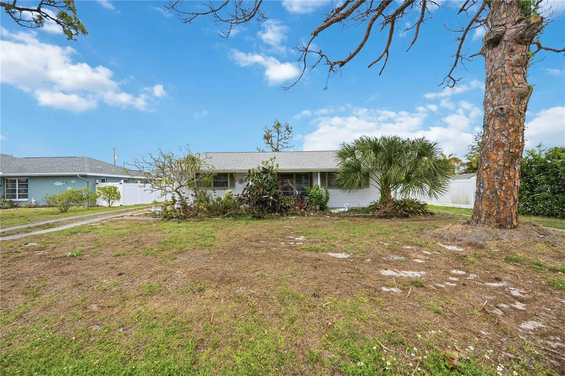 309 Base Avenue E Venice FL 34285