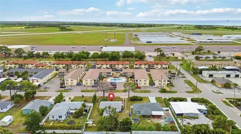 309 Base Avenue E Venice FL 34285