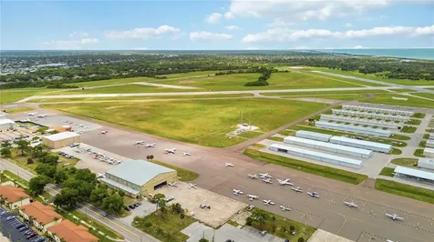 309 Base Avenue E Venice FL 34285