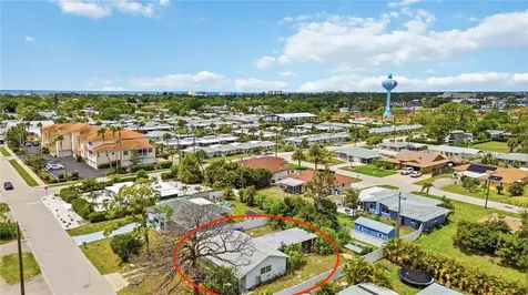 309 Base Avenue E Venice FL 34285