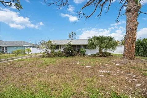 309 Base Avenue E Venice FL 34285