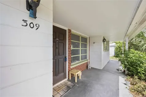 309 Base Avenue E Venice FL 34285