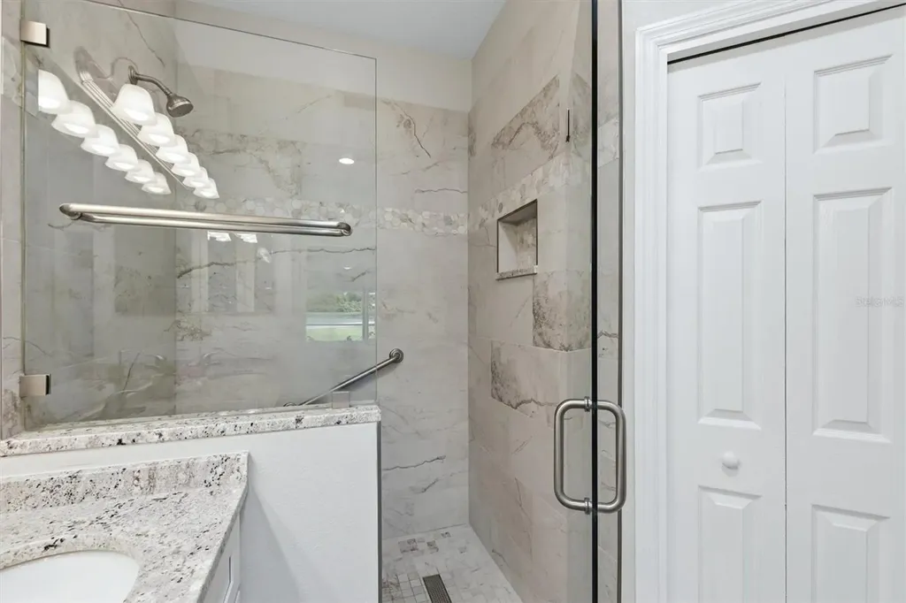 6922 Woodmore Terrace Lakewood Ranch FL 34202
