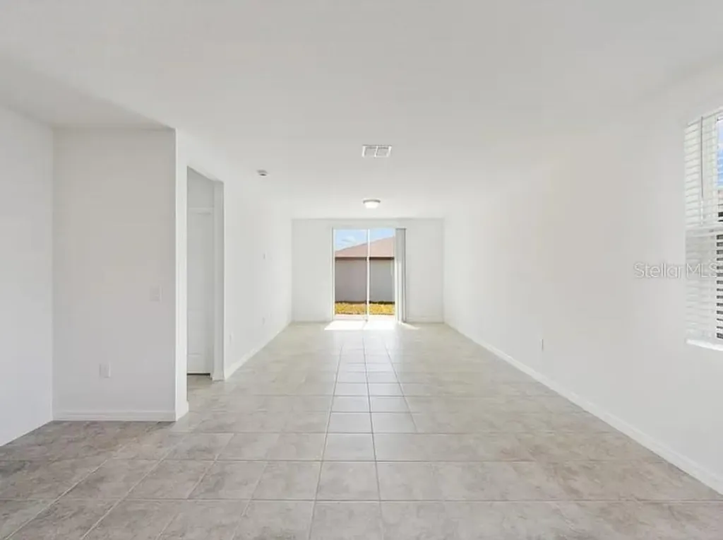 2606 Irish Elk Avenue Davenport FL 33837