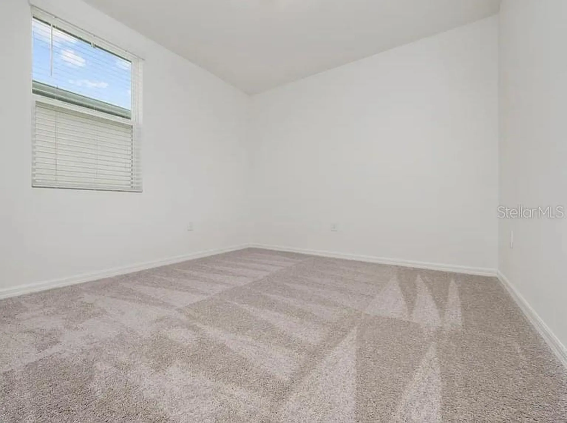 2606 Irish Elk Avenue Davenport FL 33837