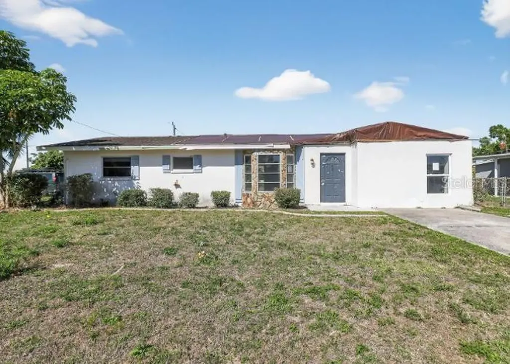 462 Ridgewood Street NW Port Charlotte FL 33952