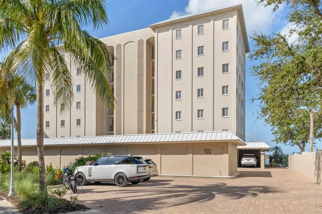 350 Golden Gate Point Sarasota FL 34236