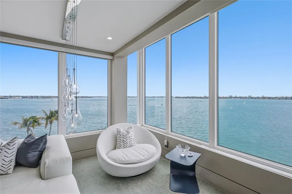 350 Golden Gate Point Sarasota FL 34236
