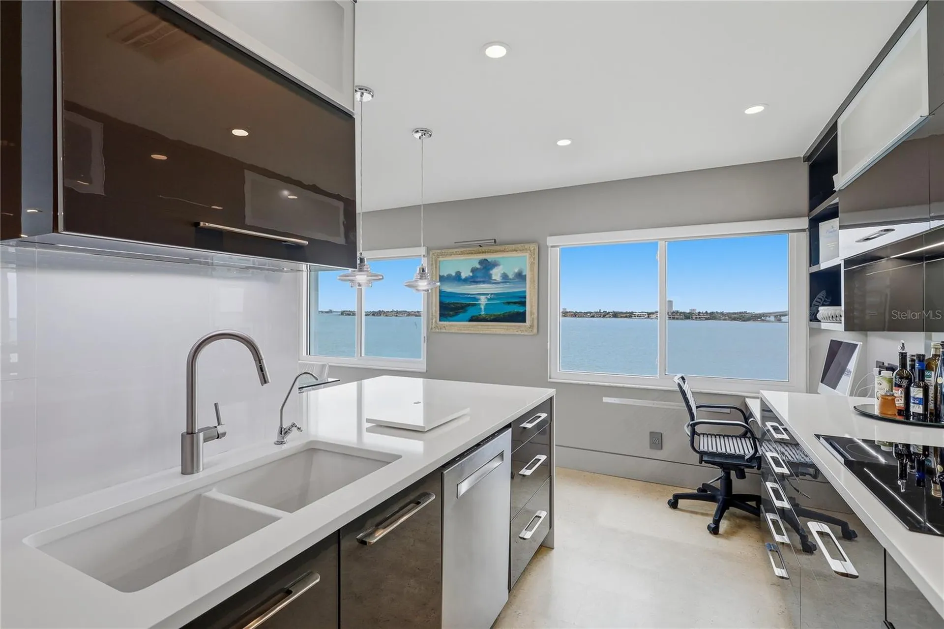 350 Golden Gate Point Sarasota FL 34236