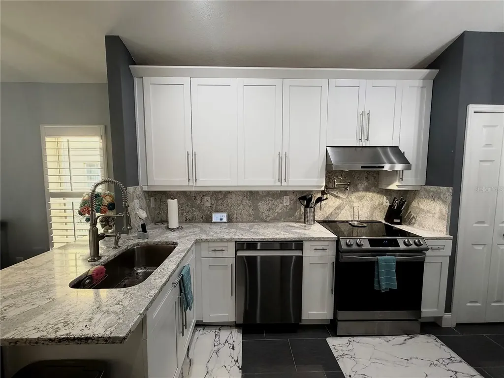 4706 Dunquin Place Tampa FL 33610