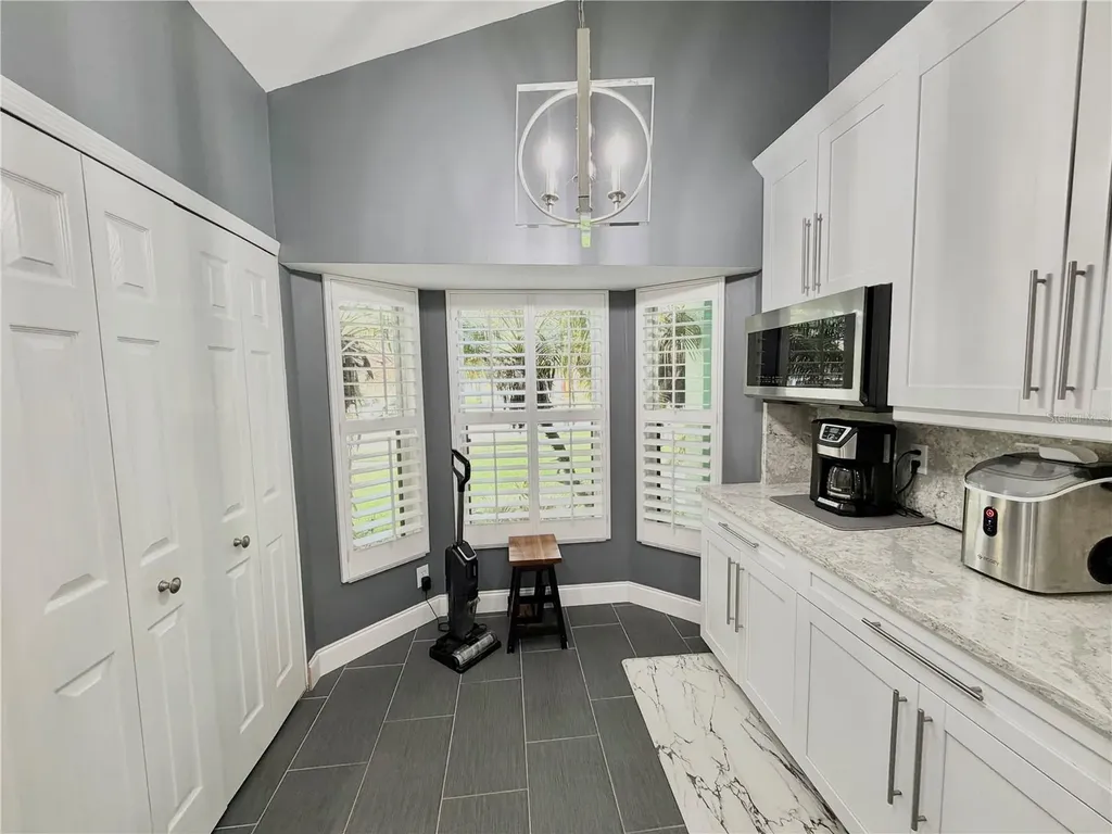 4706 Dunquin Place Tampa FL 33610