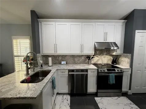 4706 Dunquin Place Tampa FL 33610