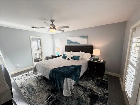 4706 Dunquin Place Tampa FL 33610