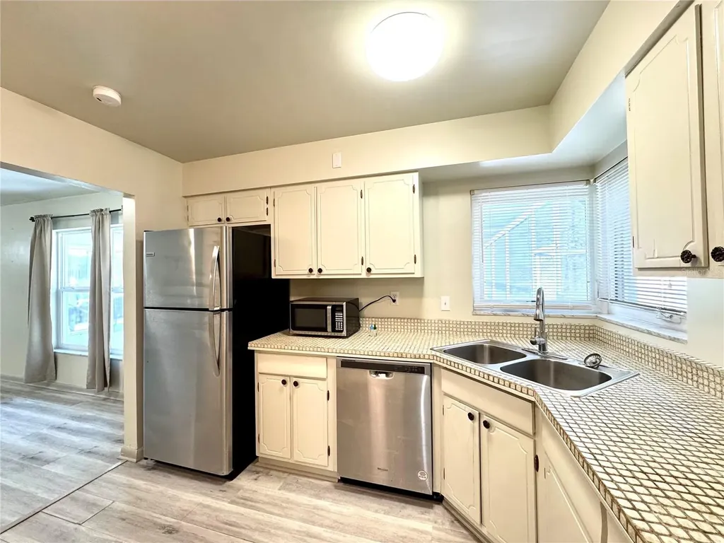 1074 Gerona Avenue Deltona FL 32725