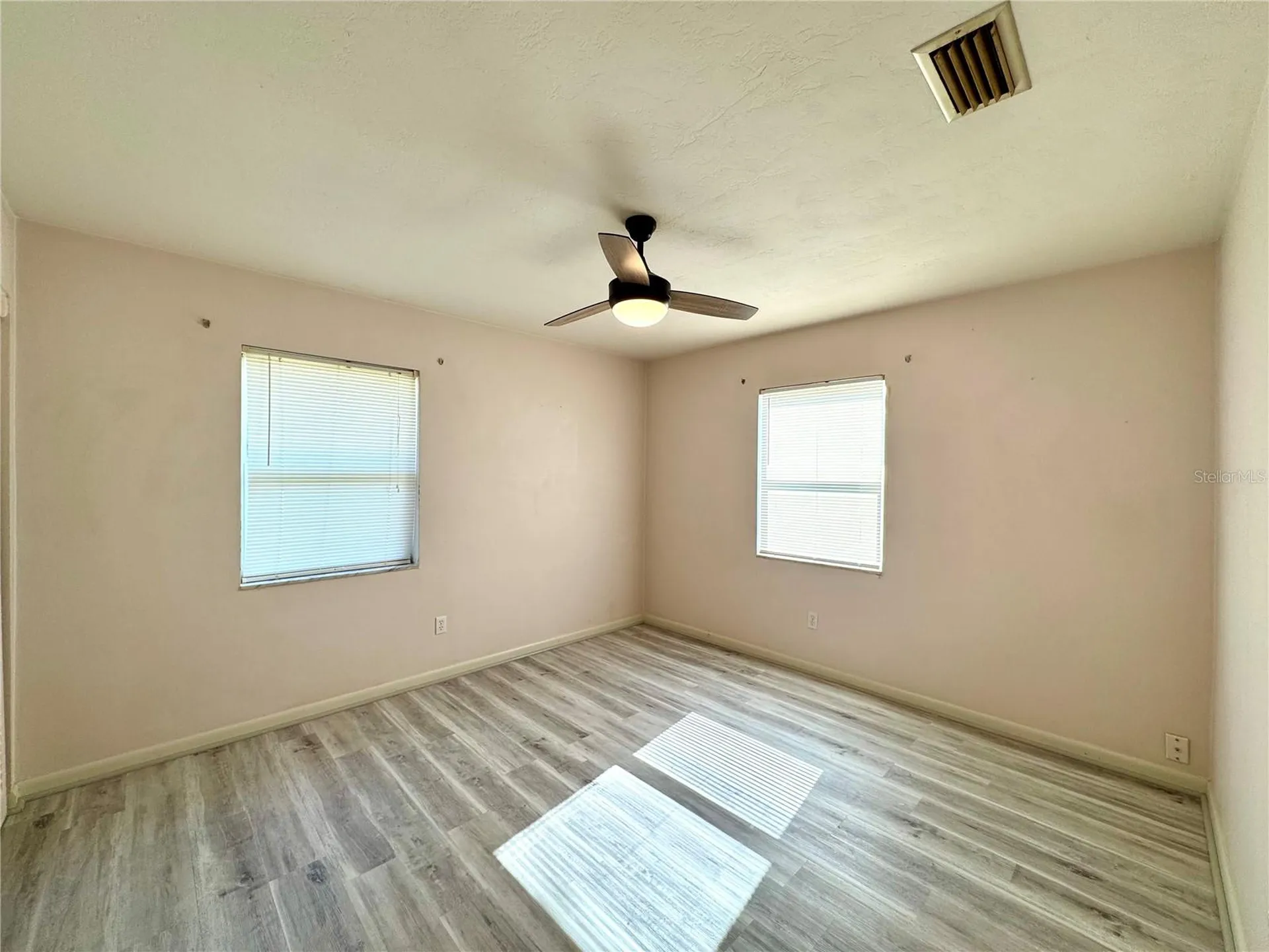 1074 Gerona Avenue Deltona FL 32725