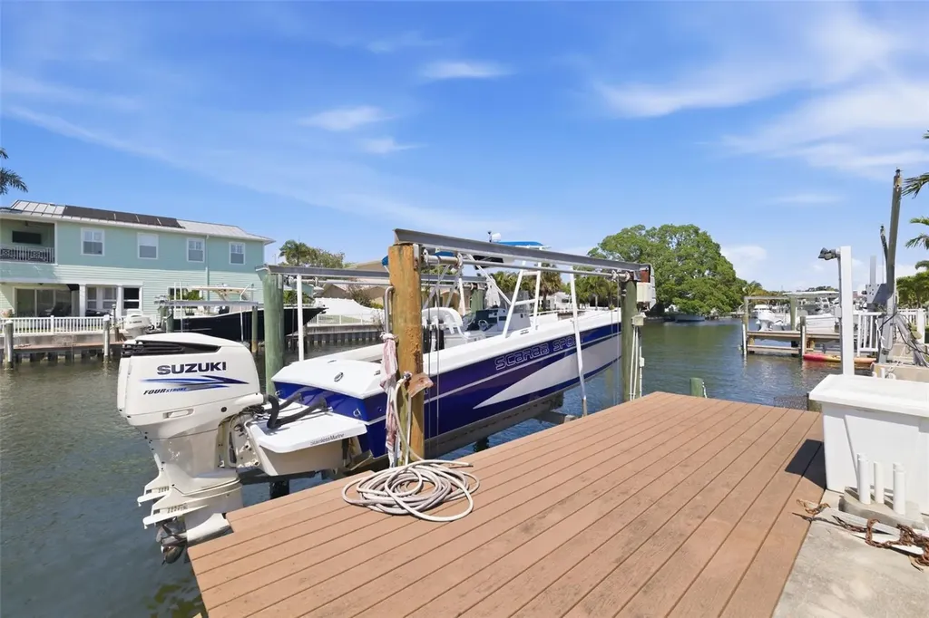 3876 Shore Acres Boulevard NE St Petersburg FL 33703
