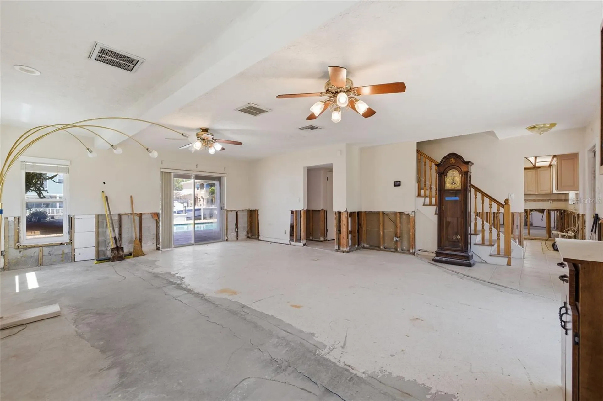3876 Shore Acres Boulevard NE St Petersburg FL 33703