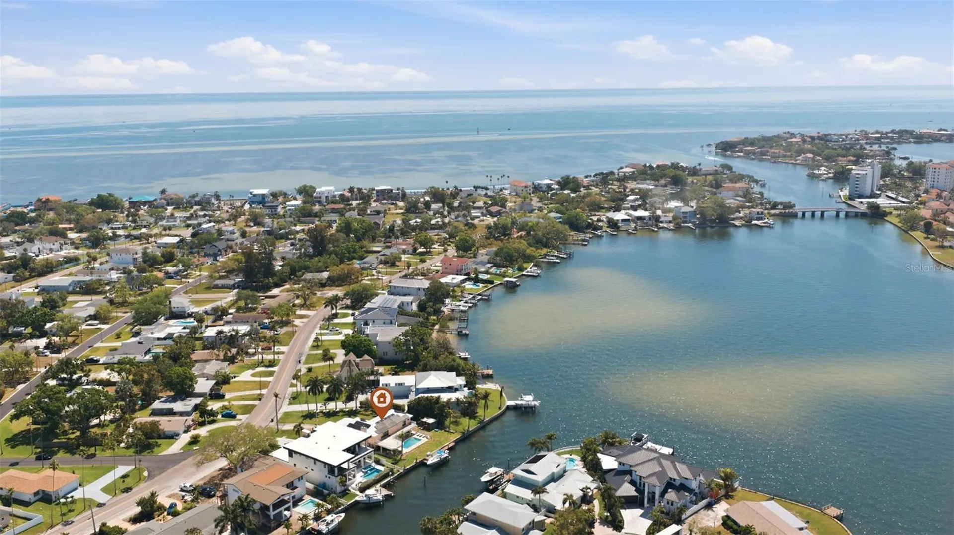 3876 Shore Acres Boulevard NE St Petersburg FL 33703