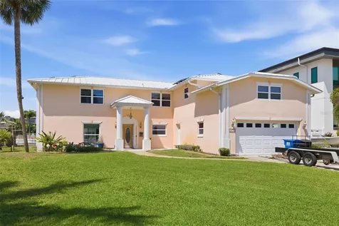 3876 Shore Acres Boulevard NE St Petersburg FL 33703