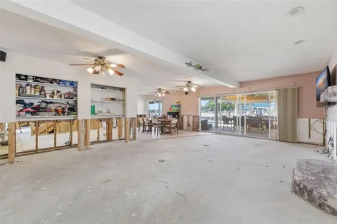 3876 Shore Acres Boulevard NE St Petersburg FL 33703