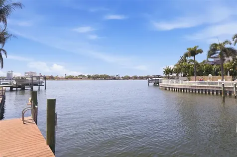 3876 Shore Acres Boulevard NE St Petersburg FL 33703